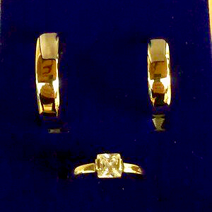 Svadobné obrúčky a snubný prsteň zo 14k zlata
